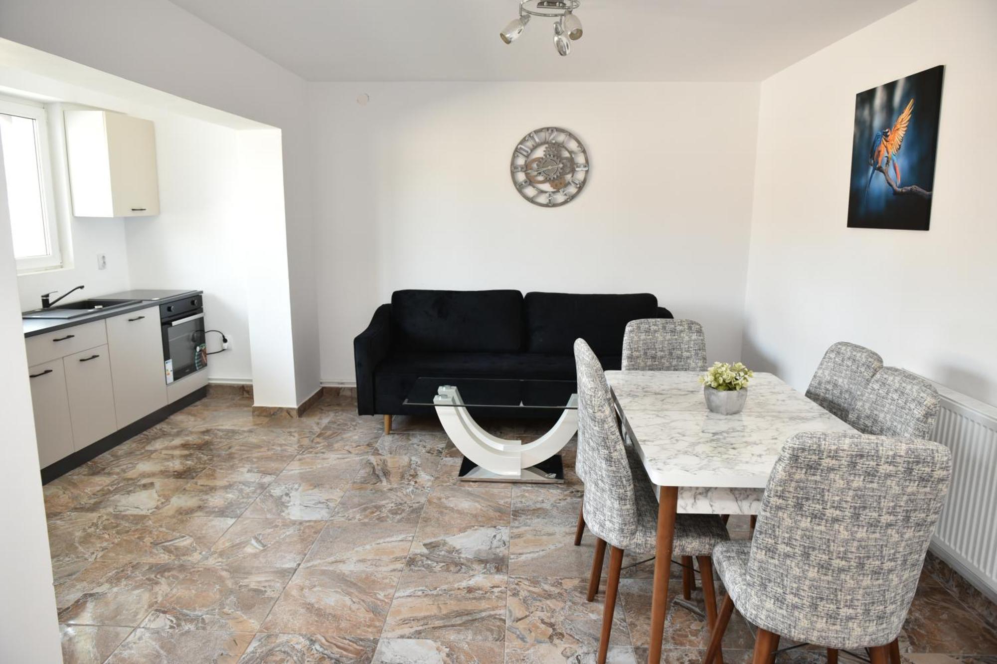 Apartament'S Moise Turda Exteriör bild