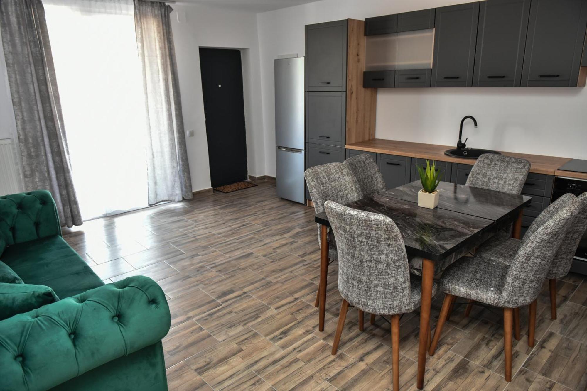 Apartament'S Moise Turda Exteriör bild