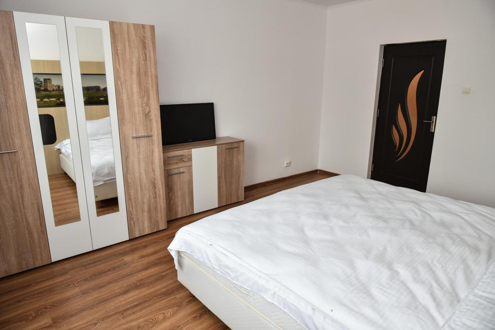 Apartament'S Moise Turda Exteriör bild