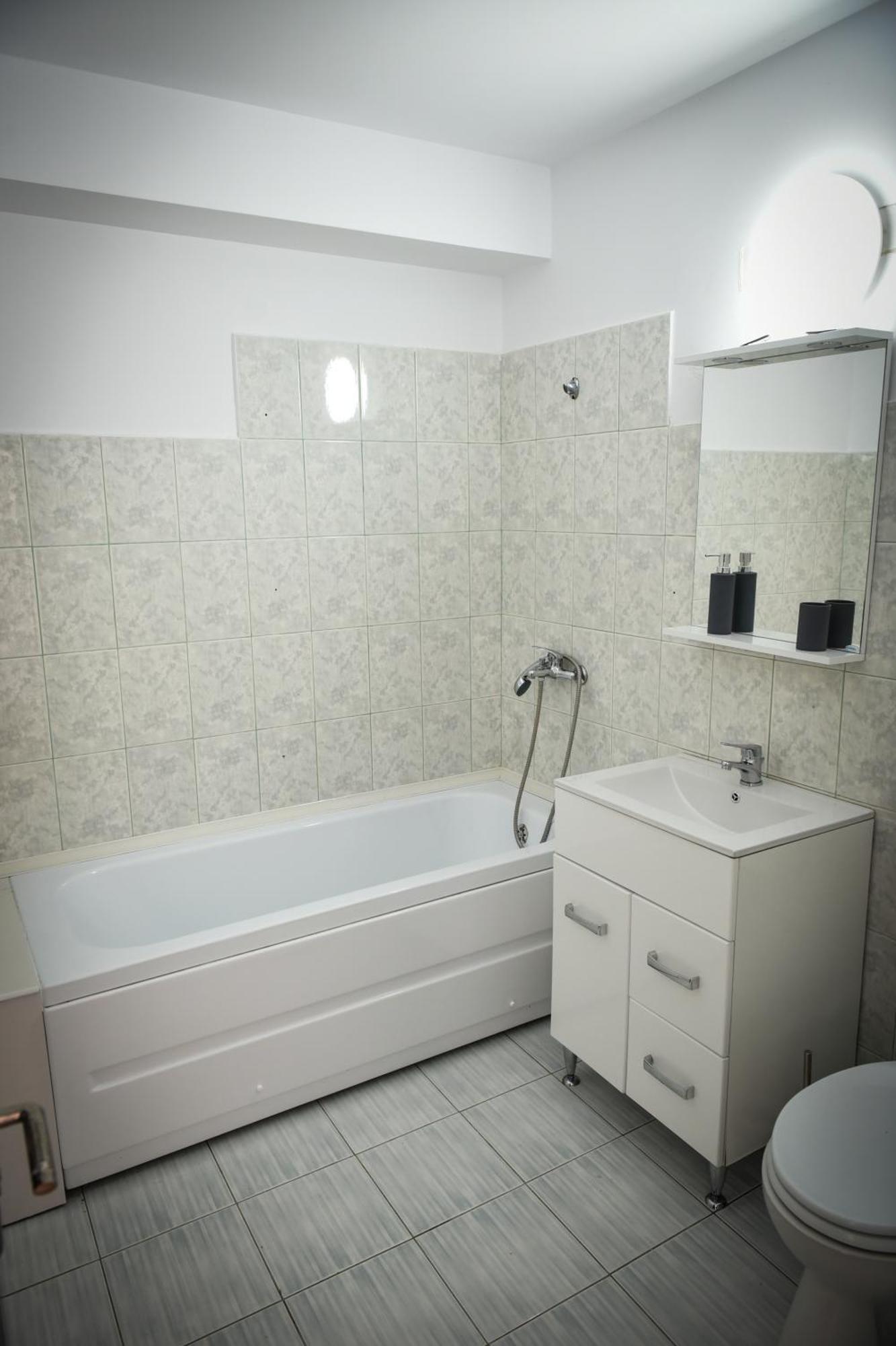Apartament'S Moise Turda Exteriör bild
