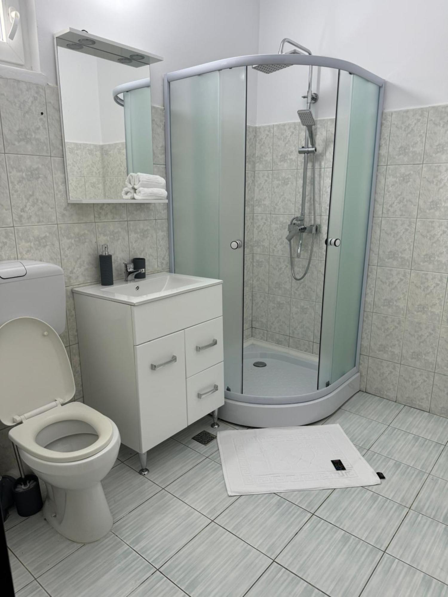 Apartament'S Moise Turda Exteriör bild
